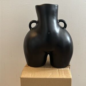 BNWT Anissa Kermiche Love Handles Ceramic Vase